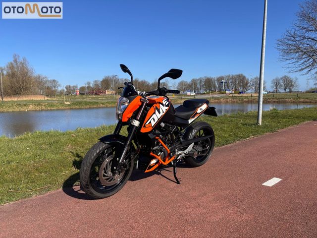 ktm - 125-duke
