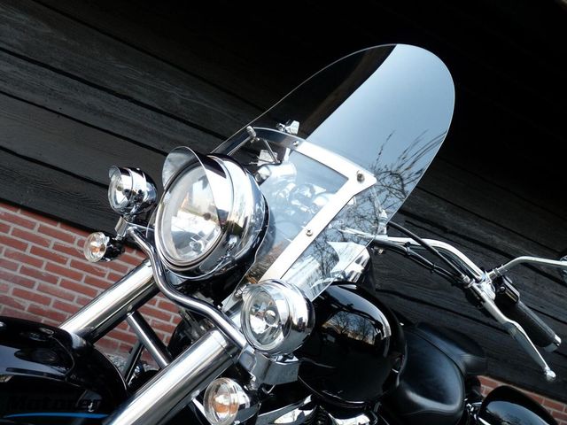 kawasaki - vn-900-classic