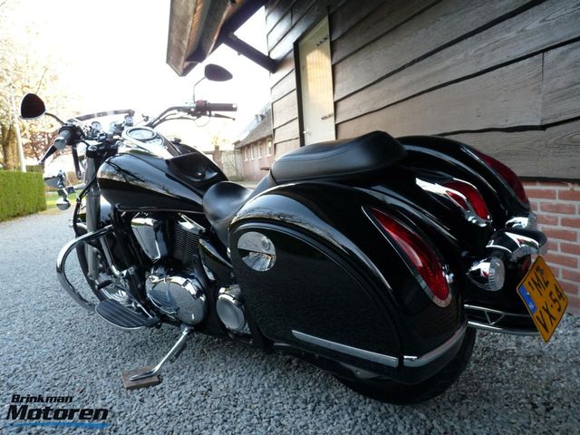 kawasaki - vn-900-classic