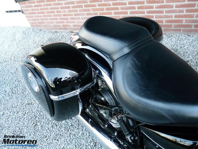 kawasaki - vn-900-classic