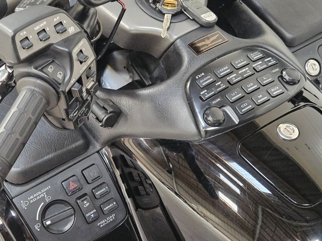 honda - gl-1800-goldwing-abs