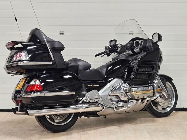 honda - gl-1800-goldwing-abs