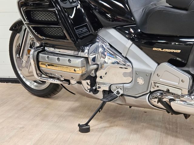 honda - gl-1800-goldwing-abs