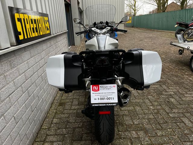 bmw - r-1200-rs