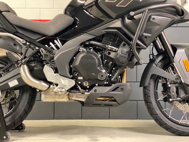 cfmoto - 700-mt-adventure