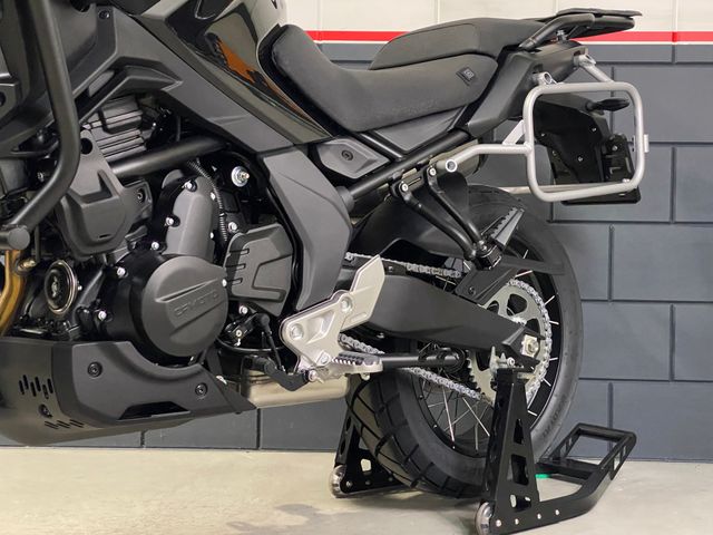 cfmoto - 700-mt-adventure