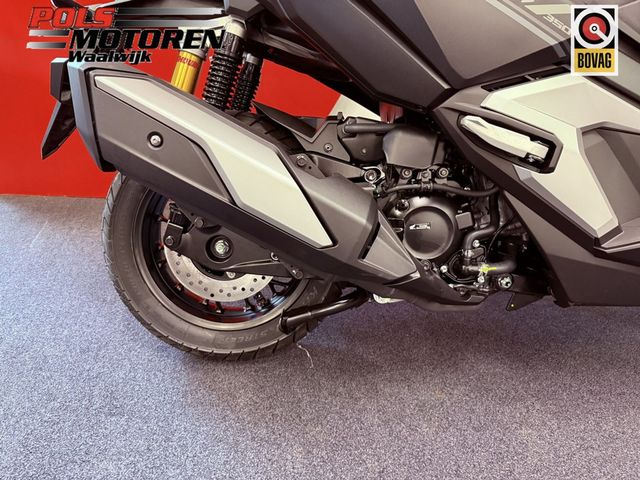 honda - adv-350
