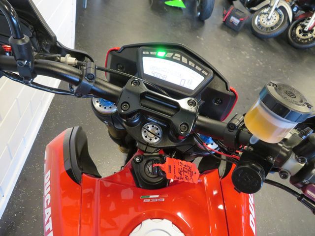ducati - hypermotard-939-sp