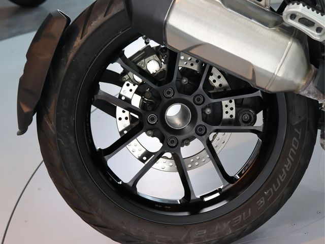 bmw - r-1300-gs
