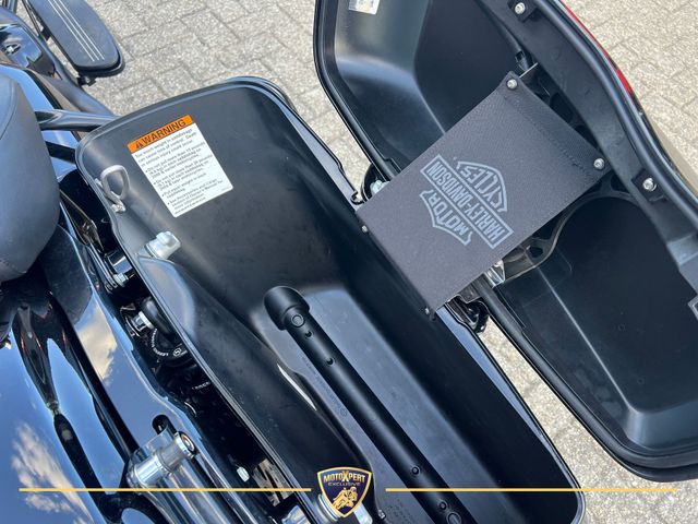 harley-davidson - street-glide-st-flhxst