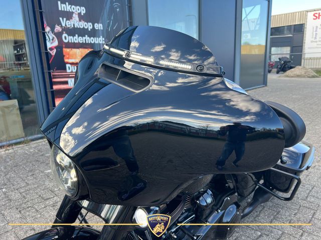 harley-davidson - street-glide-st-flhxst