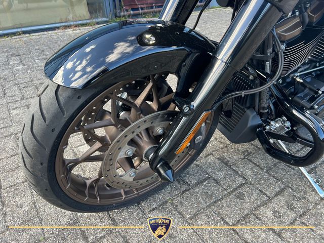 harley-davidson - street-glide-st-flhxst