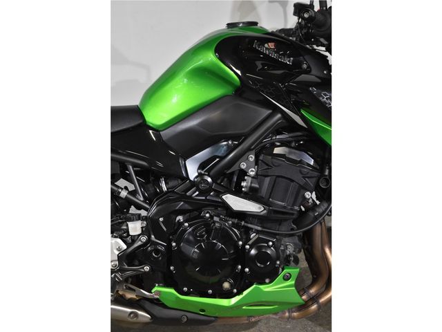 kawasaki - z900