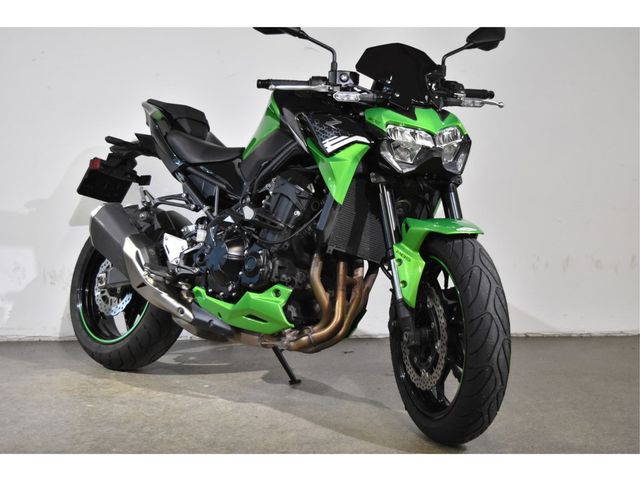 kawasaki - z900