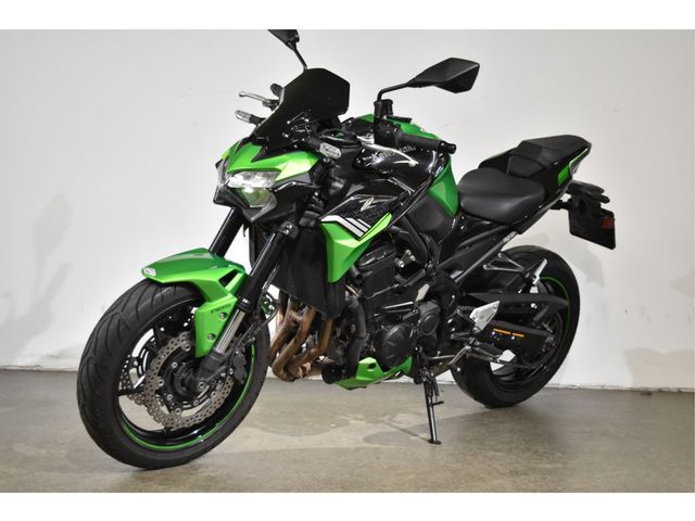 kawasaki - z900