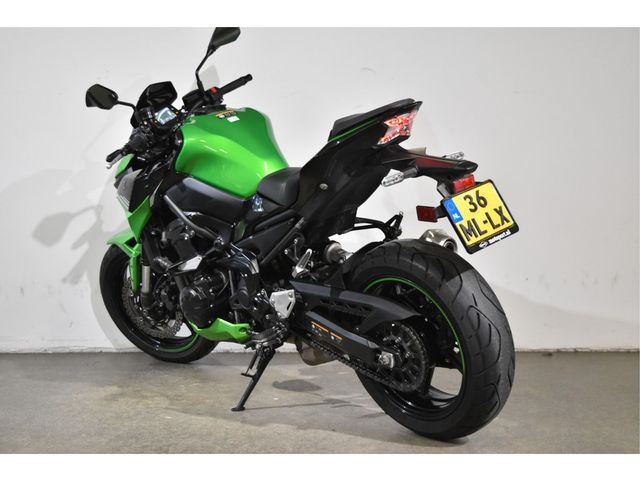 kawasaki - z900