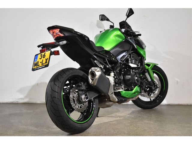 kawasaki - z900
