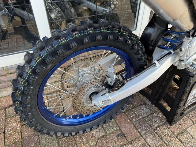 yamaha - yz-450-f-monster-energy-yamaha-racing-edition