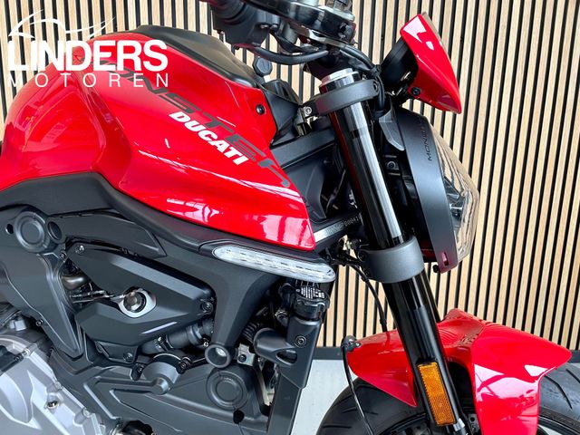 ducati - monster--