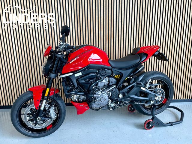 ducati - monster--