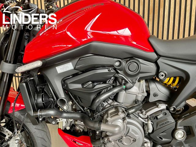 ducati - monster--