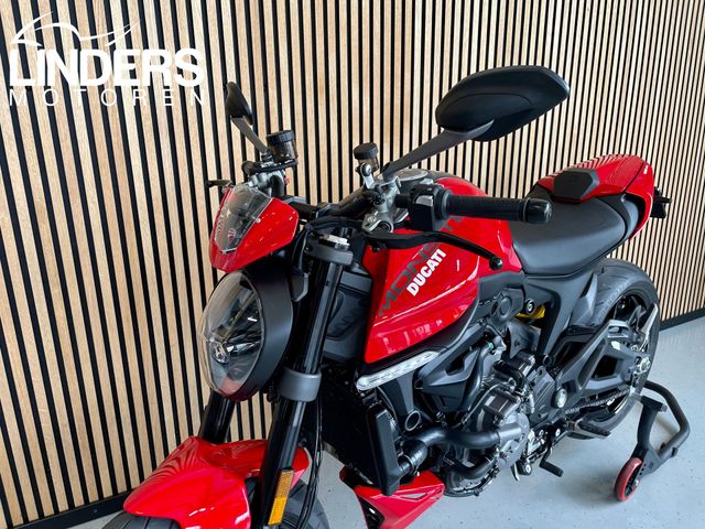 ducati - monster--