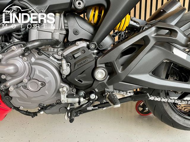ducati - monster--