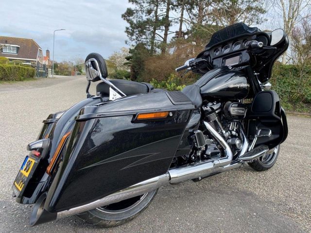 harley-davidson - street-glide-cvo-flhxse