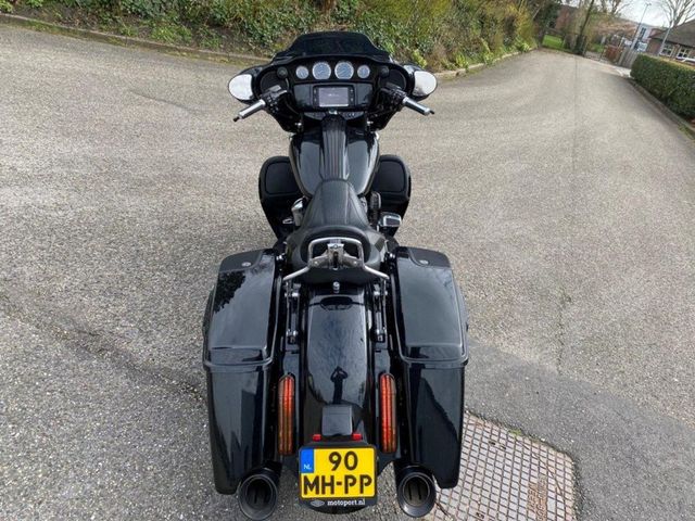 harley-davidson - street-glide-cvo-flhxse