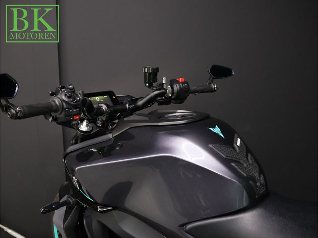 yamaha - mt-09-y-amt