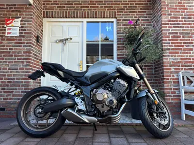 HONDA CB 650 R NEO SPORTS CAFE – foto 3
