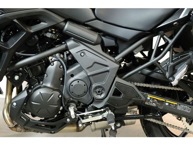 kawasaki - versys-650-grand-tourer