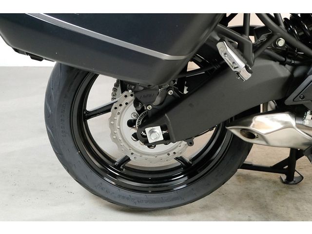 kawasaki - versys-650-grand-tourer