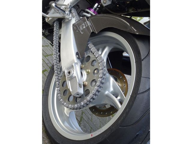 bimota - yb-11-superleggera