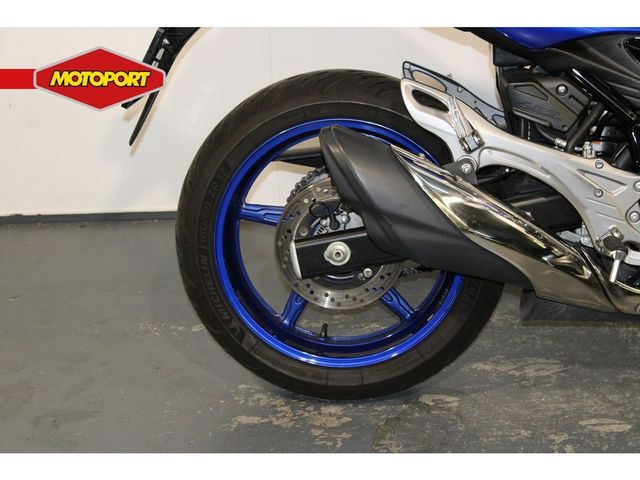 suzuki - sfv-650-gladius-abs