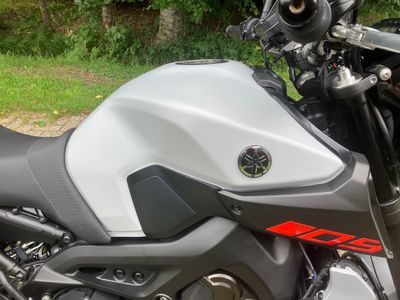 YAMAHA MT 09 ABS – foto 4