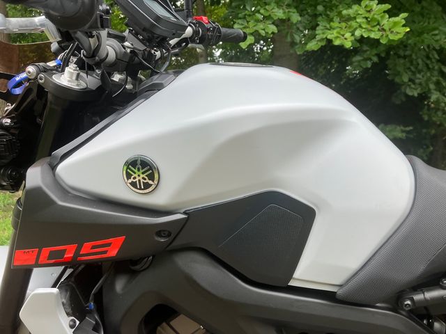 yamaha - mt-09-abs