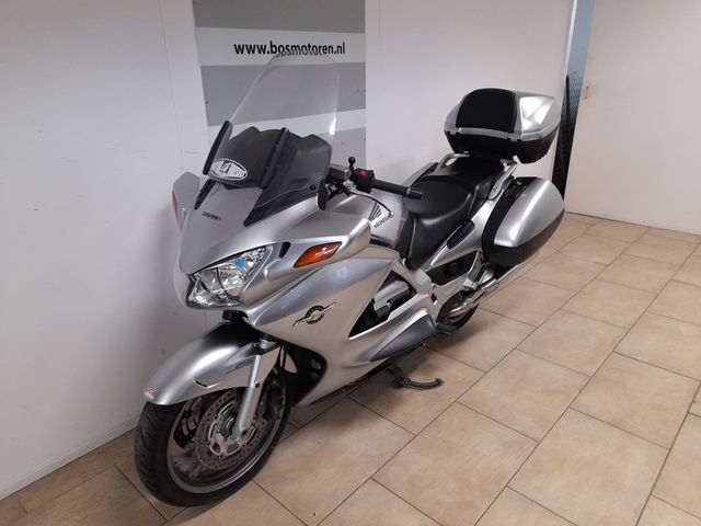 honda - st-1300-pan-european-abs