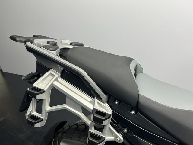 bmw - r-1300-gs-adventure-triple-black
