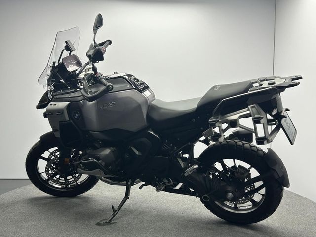 bmw - r-1300-gs-adventure-triple-black