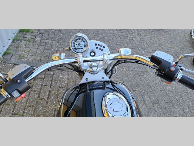 bmw - r-1200-c