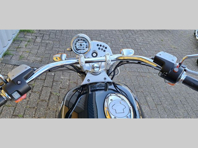bmw - r-1200-c