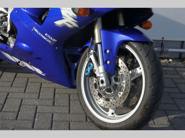 yamaha - r1