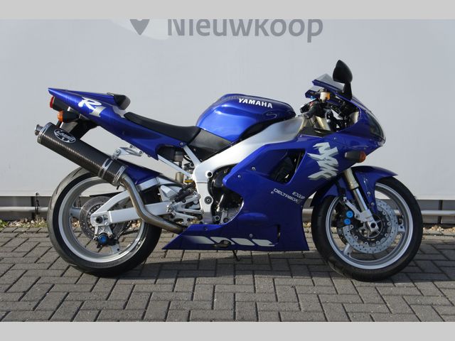 yamaha - r1