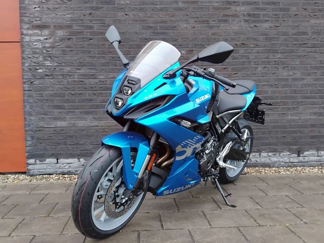 suzuki - gsx-8r