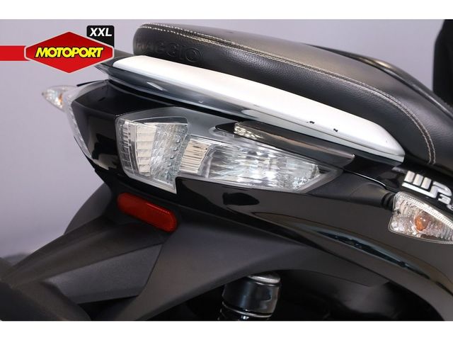 piaggio - mp3-300-yourban