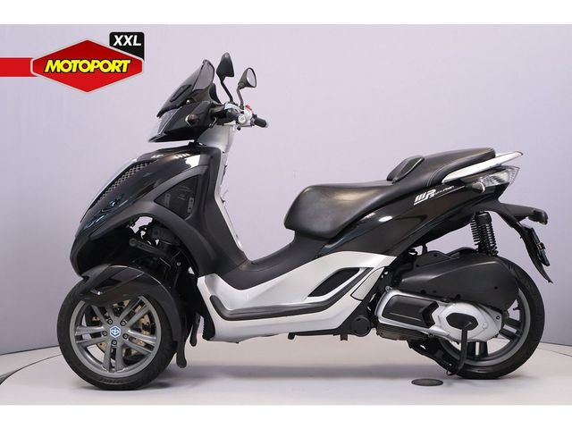 piaggio - mp3-300-yourban