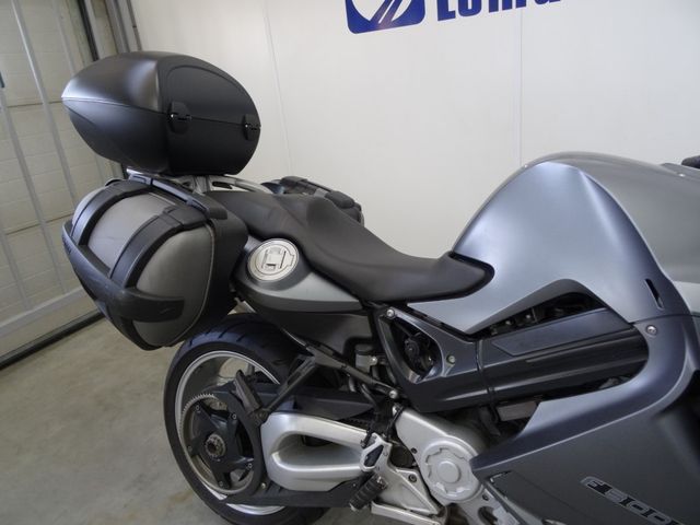 bmw - f-800-st