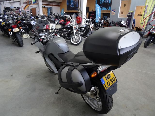 bmw - f-800-st