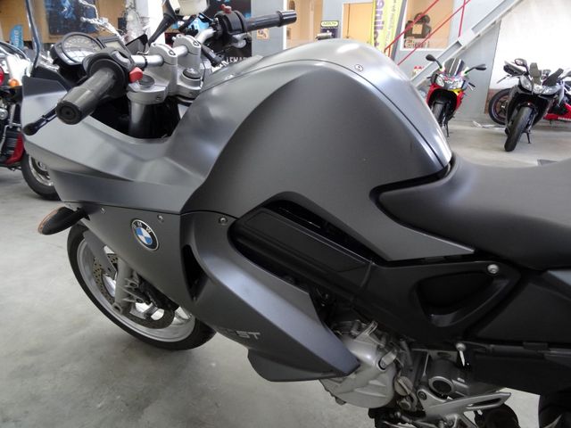 bmw - f-800-st